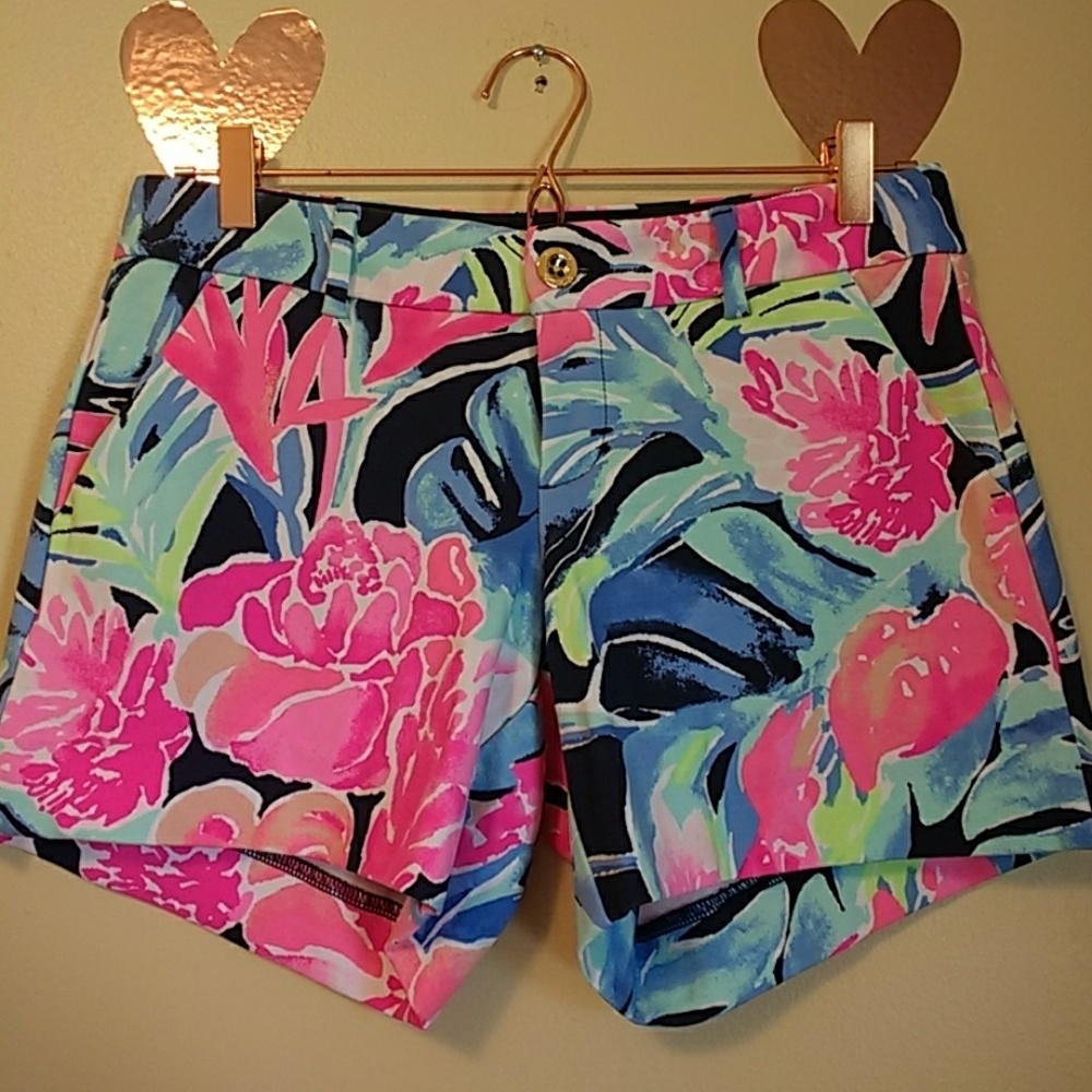 Lilly Pulitzer shorts size 4